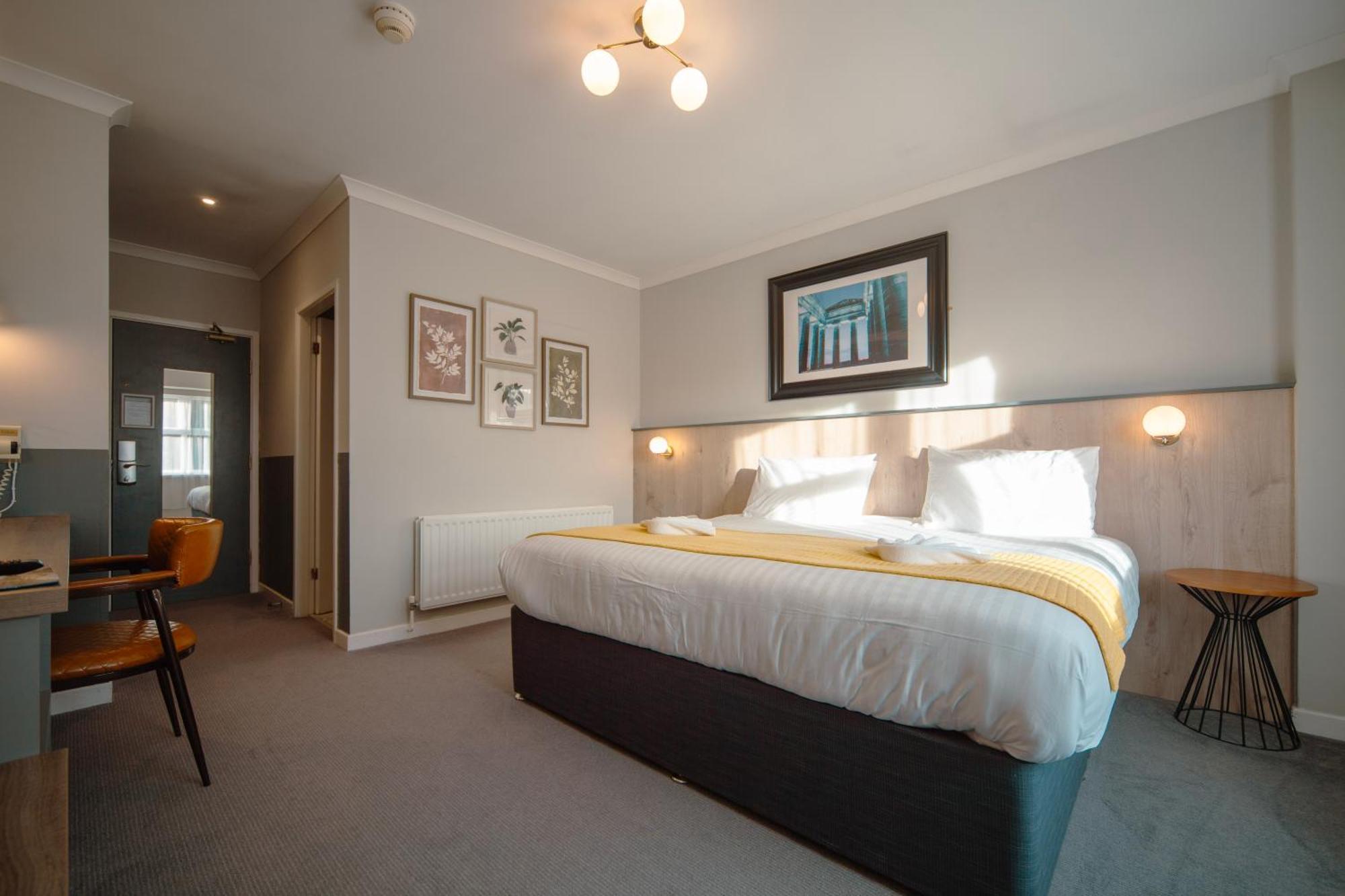 Highfield Hotel 3*